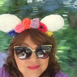 Meet your Posher, Vivian